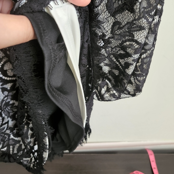 *SOLD* Tadashi Shoji lace dress black sz 2 - Picture 7 of 9